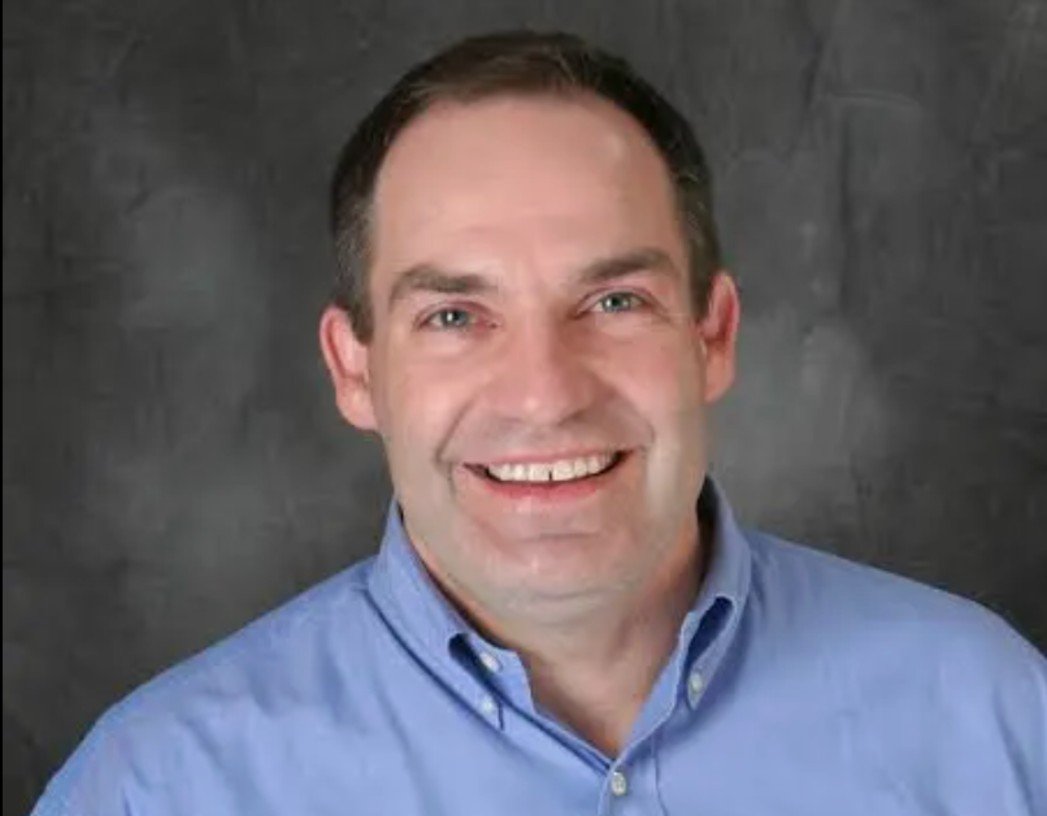 Tom Cates: The B2B Visionary Behind SalesEquity and Encompass-CX – A Complete Biography